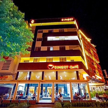 Hotel SunSet Beni Mellal Bagian luar foto