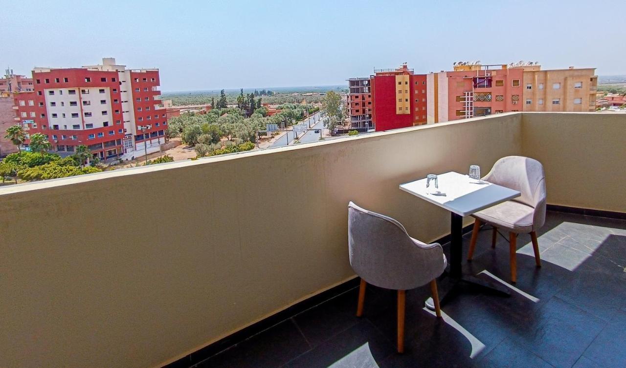 Hotel SunSet Beni Mellal Bagian luar foto