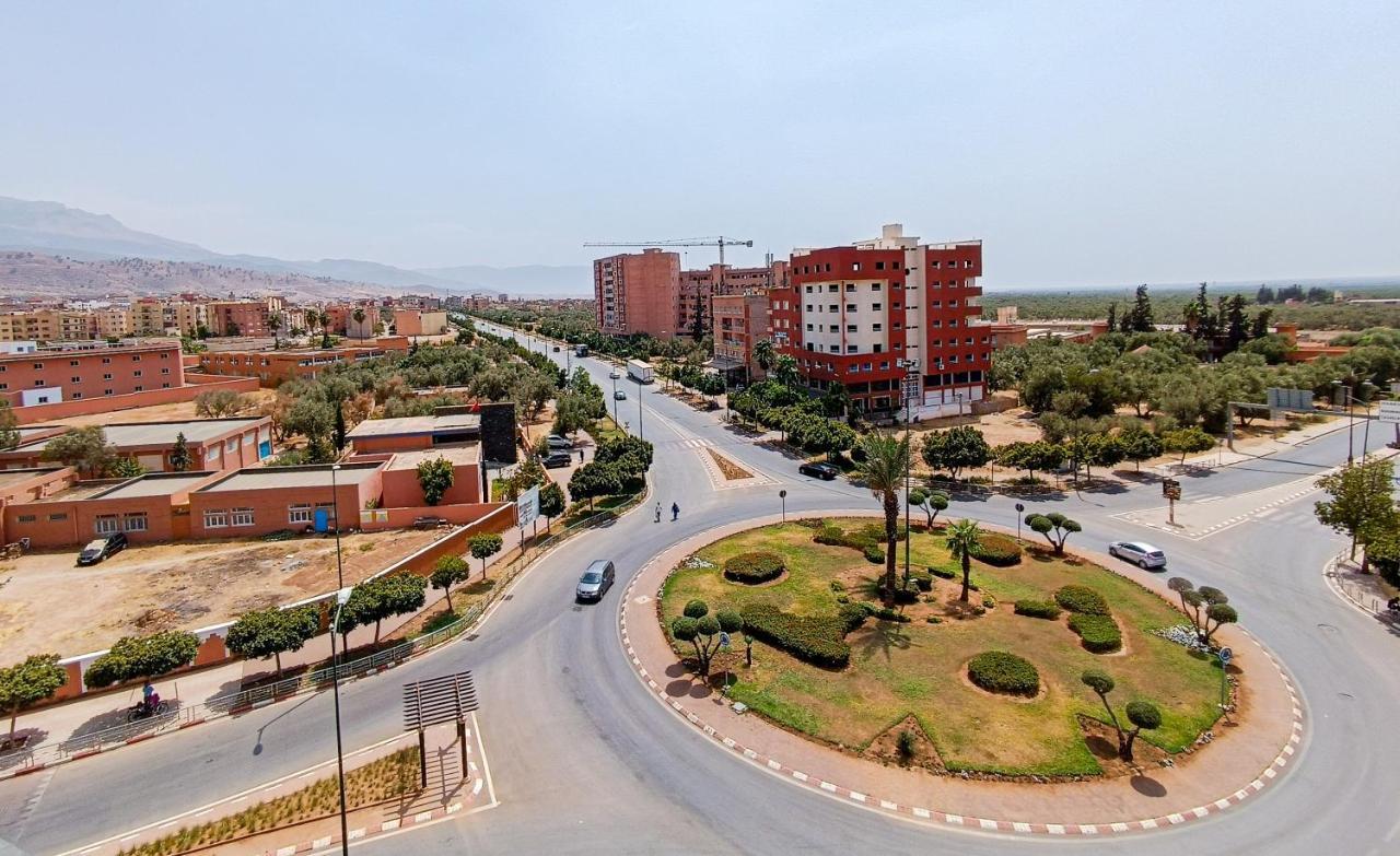 Hotel SunSet Beni Mellal Bagian luar foto
